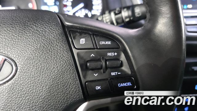 Hyundai Tucson Diesel 1.7 2WD Premium 2017 — фото 17