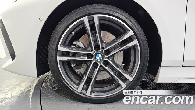 BMW 1 Series (F40) 120i M Sports 2024 — фото 5