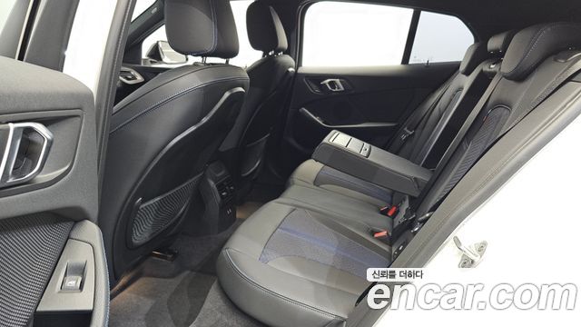 BMW 1 Series (F40) 120i M Sports 2024 — фото 12