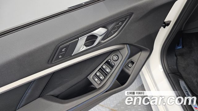 BMW 1 Series (F40) 120i M Sports 2024 — фото 13