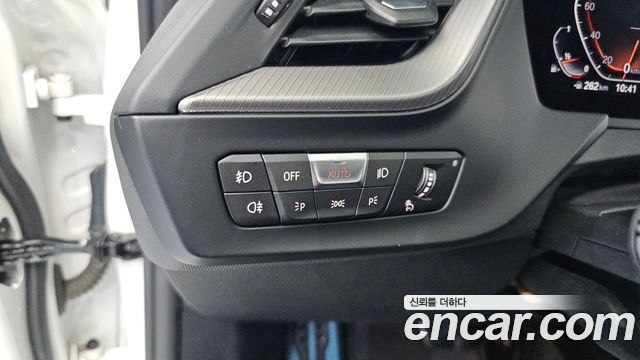 BMW 1 Series (F40) 120i M Sports 2024 — фото 14