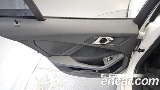 BMW 1 Series (F40) 120i M Sports 2024 — фото 25
