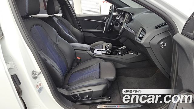 BMW 1 Series (F40) 120i M Sports 2024 — фото 26