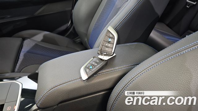 BMW 1 Series (F40) 120i M Sports 2024 — фото 35
