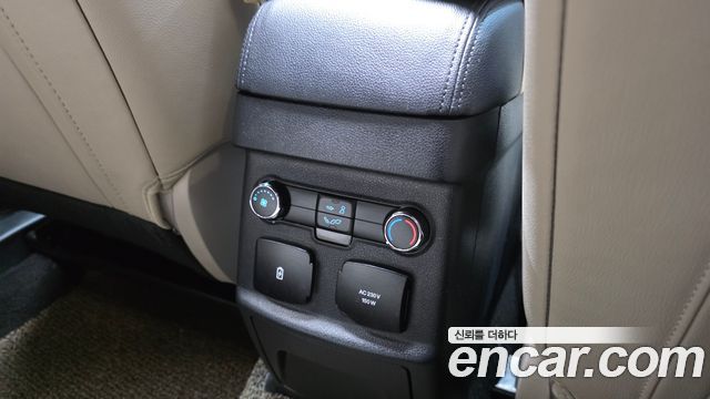 Ford Explorer 2.3 Limited 4WD 5th 2018 — фото 17