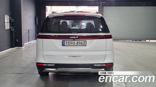 Kia Carnival (IV) Gasoline 9-Seater Signature 2023 — фото 4