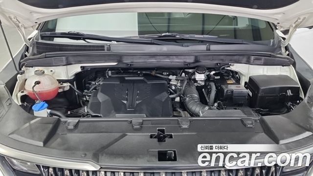 Kia Carnival (IV) Gasoline 9-Seater Signature 2023 — фото 6