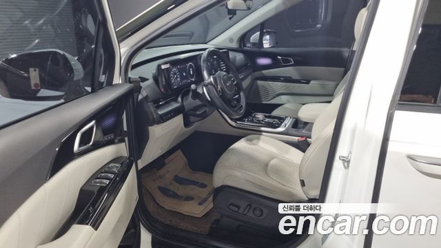 Kia Carnival (IV) Gasoline 9-Seater Signature 2023 — фото 10