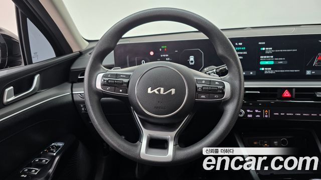 Kia K5 (III) 2.0 Prestige 2024 — фото 17