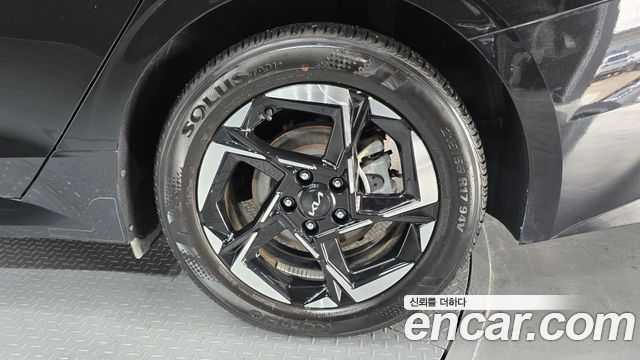 Kia K5 (III) 2.0 Prestige 2024 — фото 27
