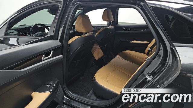 Kia K5 (III) 1.6 Turbo Prestige 2022 — фото 12