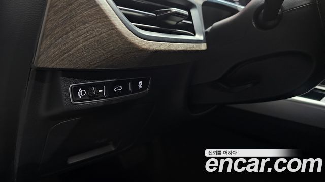Kia K8 2.5 Gasoline 2WD Noblesse Light 2022 — фото 17