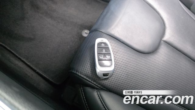 Hyundai Santa Fe Diesel 2.2 4WD Premium Choice 2021 — фото 20