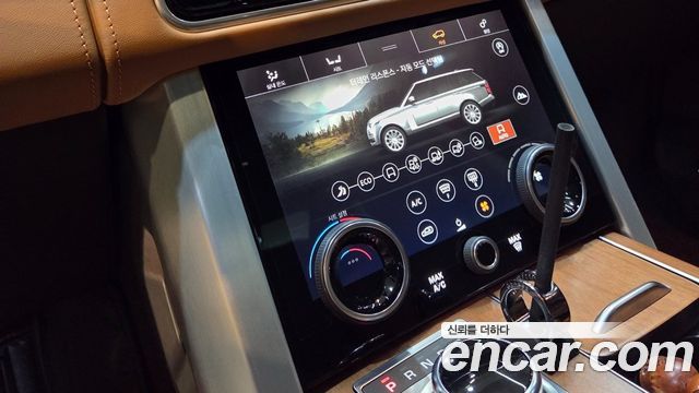 Land Rover Range Rover (IV) 5.0 SC AB 2020 — фото 16