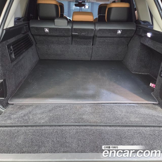 Land Rover Range Rover (IV) 5.0 SC AB 2020 — фото 24