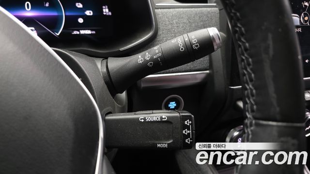Renault Korea Zoe Intens Eco 2021 — фото 29
