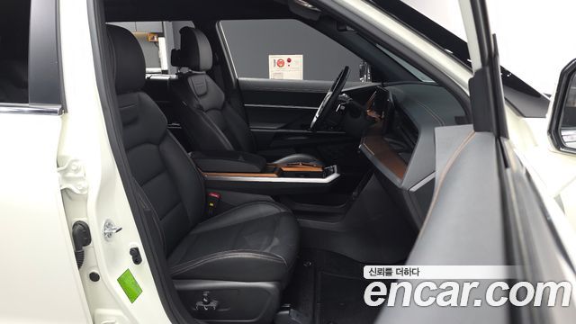 KG Mobility (SsangYong) Torres Gasoline 1.5 2WD T7 2025 — фото 11