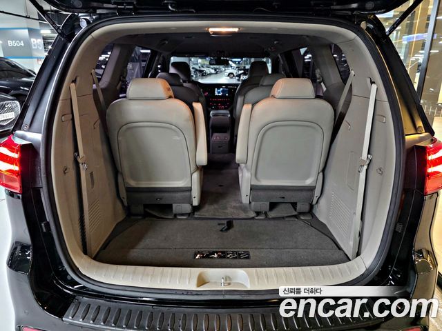 Kia Carnival 9-Seater Luxury 2020 — фото 6