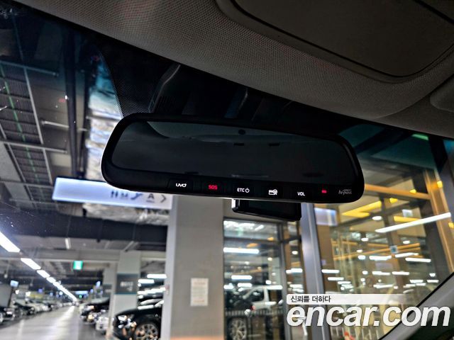 Kia Carnival 9-Seater Luxury 2020 — фото 22
