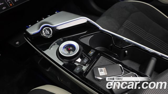 Kia EV6 Long Range 4WD GT Line 2024 — фото 9