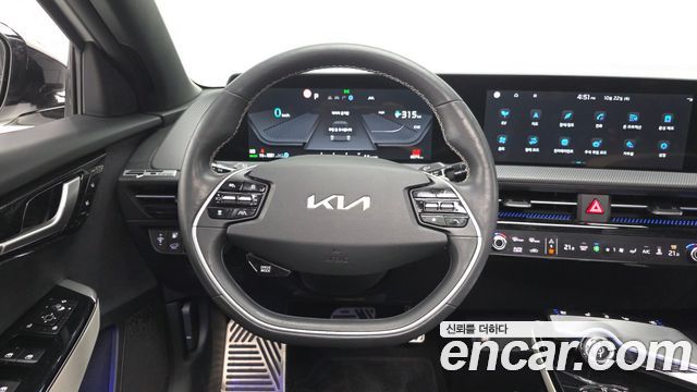 Kia EV6 Long Range 4WD GT Line 2024 — фото 14