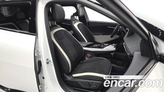 Kia EV6 Long Range 4WD GT Line 2024 — фото 26