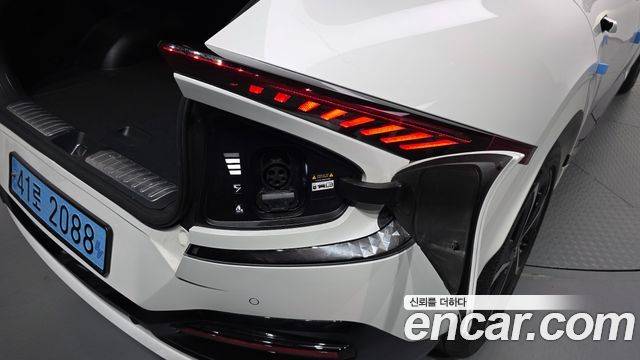 Kia EV6 Long Range 4WD GT Line 2024 — фото 36