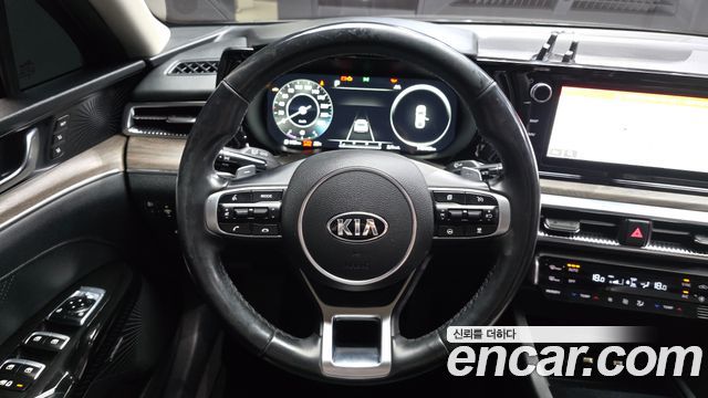 Kia K5 (III) 2.0 Signature 2020 — фото 13