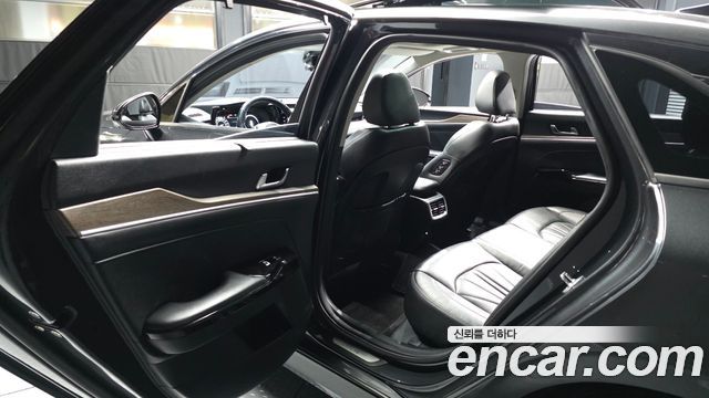 Kia K5 (III) 2.0 Signature 2020 — фото 26