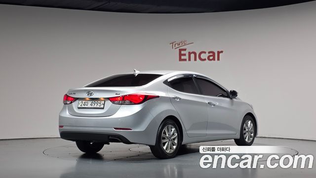Hyundai Avante 1.6 GDi Modern Standard 2015 — фото 2