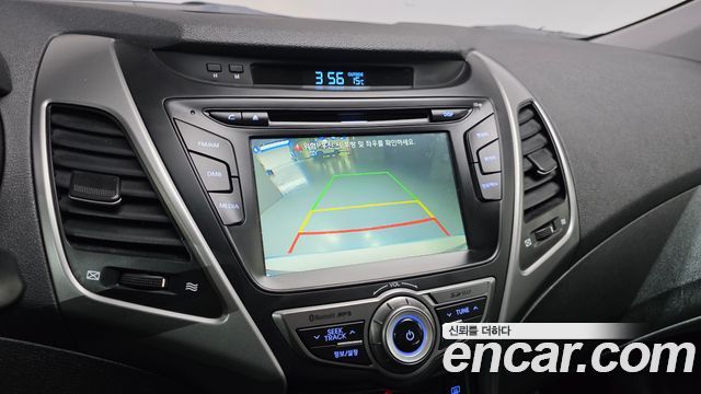 Hyundai Avante 1.6 GDi Modern Standard 2015 — фото 16