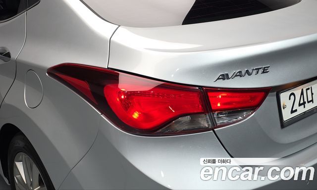 Hyundai Avante 1.6 GDi Modern Standard 2015 — фото 23