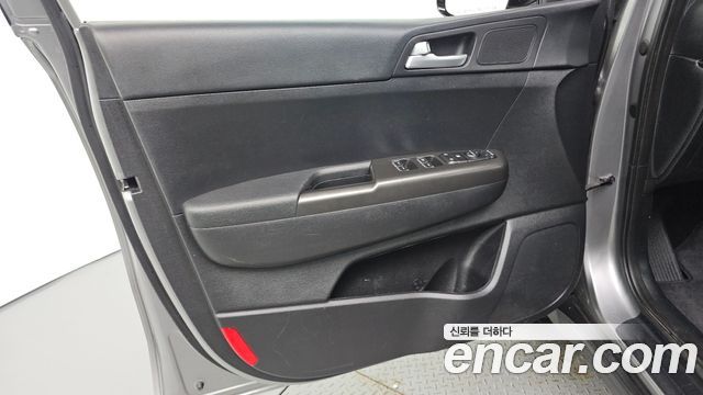 Kia Sportage The Bold Diesel 1.6 4WD Trendy 2022 — фото 24