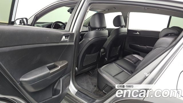 Kia Sportage The Bold Diesel 1.6 4WD Trendy 2022 — фото 26