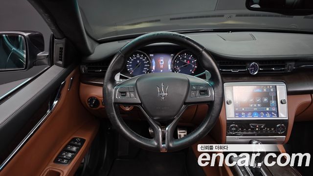 Maserati Quattroporte 3.0 V6 2016 — фото 13