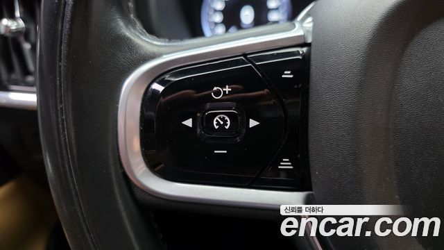 Volvo V90 Cross Country D5 PRO AWD 2018 — фото 18