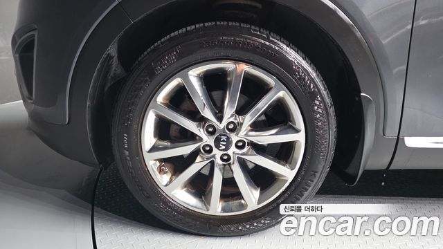 Kia Sorento Diesel 2.2 4WD Noblesse Special 2015 — фото 5