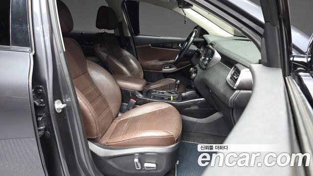Kia Sorento Diesel 2.2 4WD Noblesse Special 2015 — фото 11