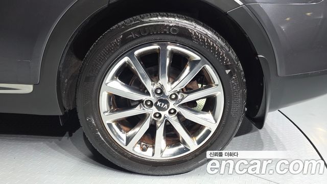 Kia Sorento Diesel 2.2 4WD Noblesse Special 2015 — фото 21