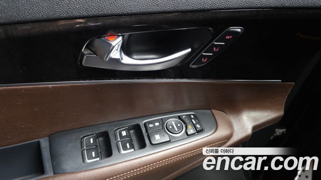 Kia Sorento Diesel 2.2 4WD Noblesse Special 2015 — фото 30