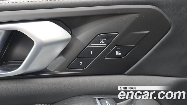BMW X5 (G05) xDrive 40i xLine 2022 — фото 13