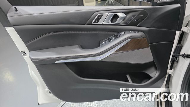 BMW X5 (G05) xDrive 40i xLine 2022 — фото 24