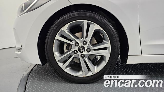 Hyundai Avante (AD) 1.6 GDI Value Plus 2017 — фото 5