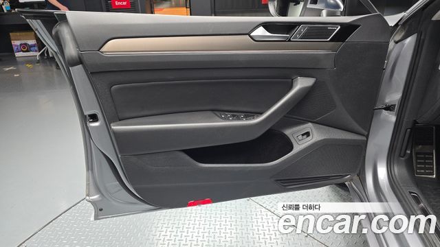 Volkswagen Arteon 2.0 TDI Prestige 2019 — фото 24