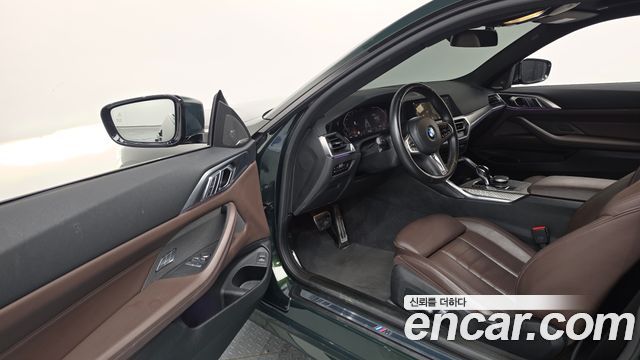 BMW 4 Series (G22) 420i M Sport Coupe 2021 — фото 10