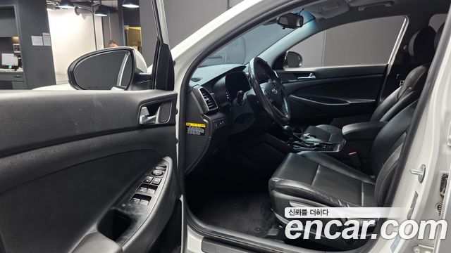 Hyundai Tucson Diesel 2.0 2WD Modern 2019 — фото 10