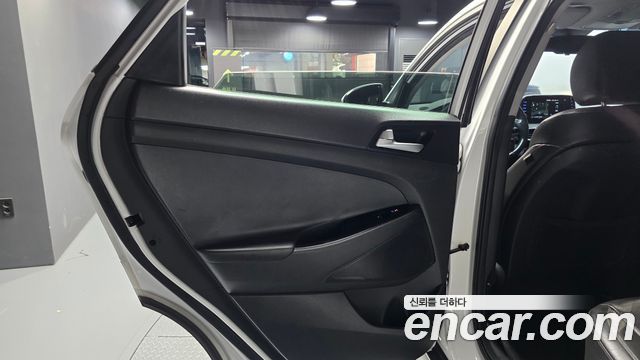 Hyundai Tucson Diesel 2.0 2WD Modern 2019 — фото 25