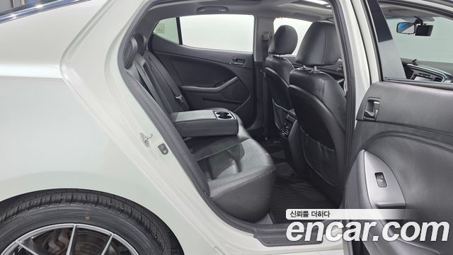 Kia K5 Luxury Standard 2014 — фото 11
