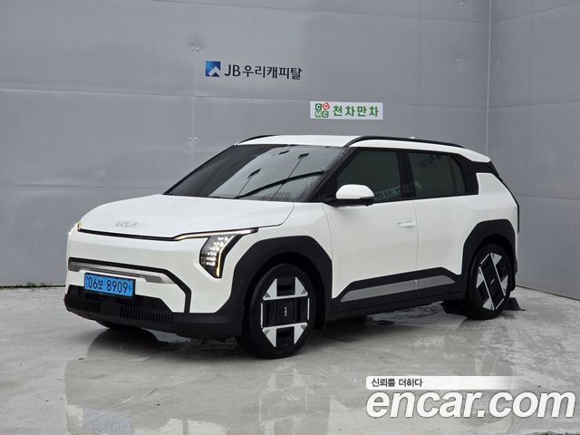 Kia EV3 Long Range 2WD Earth