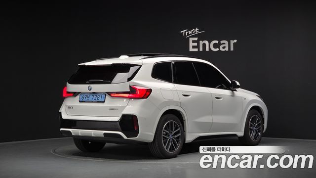 BMW iX1 (U11) xDrive 30 M Sport 2023 — фото 2